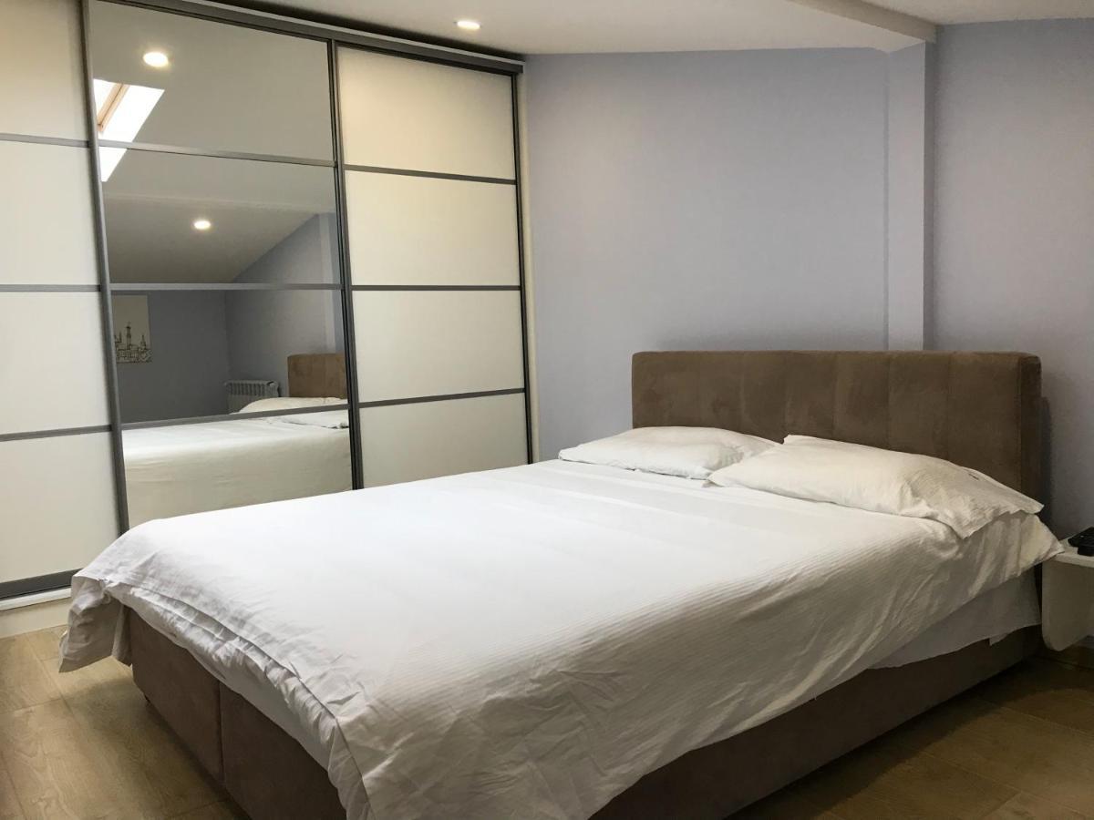 Romantic Lux Vivaldi Suite Svobode Avenue 39 Lviv Eksteriør billede