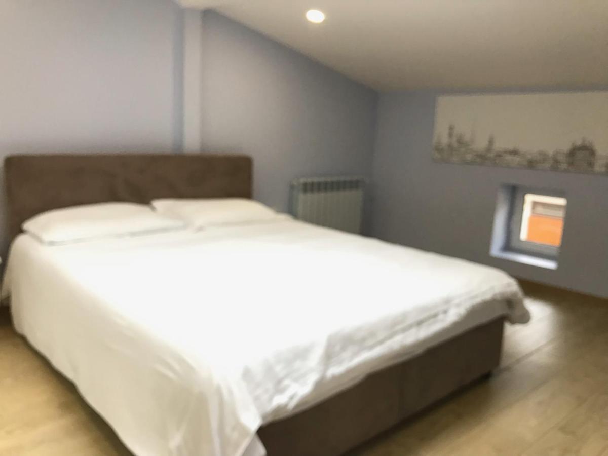 Romantic Lux Vivaldi Suite Svobode Avenue 39 Lviv Eksteriør billede